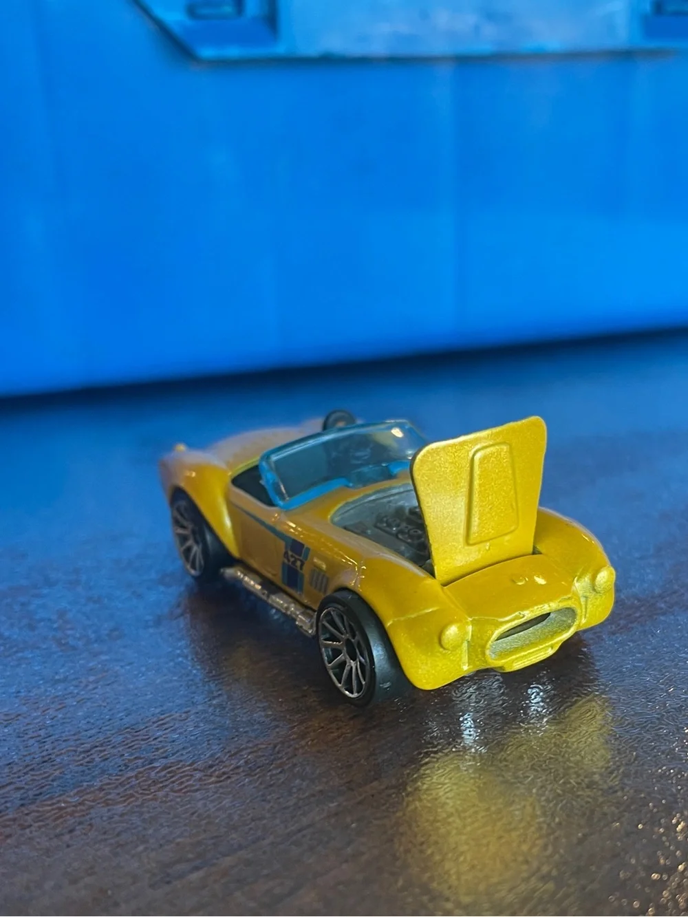 1982 Hot Wheels Shelby Cobra  427  Hood opens 1;64